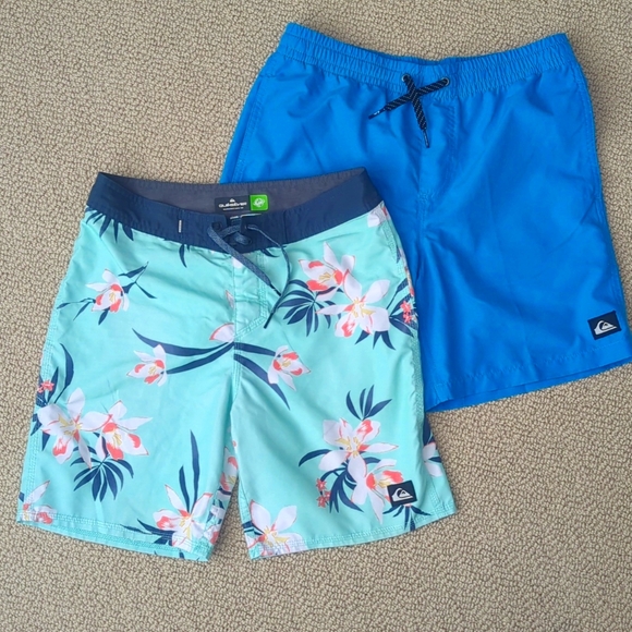 Quicksilver Swim trunks - Picture 1 of 5